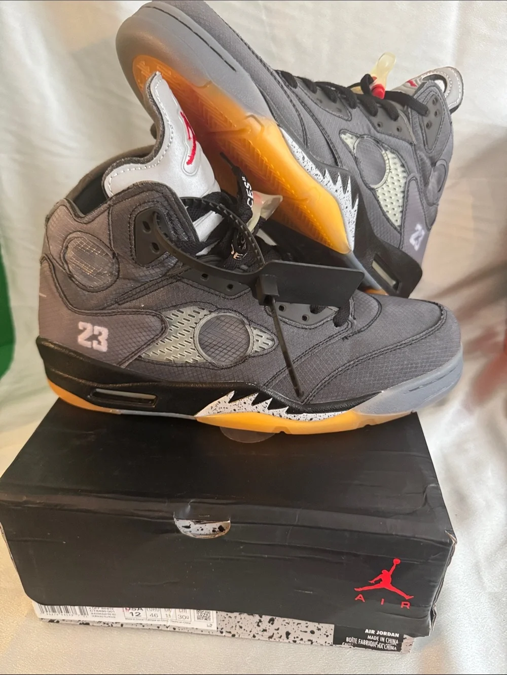 New! Off-White x Air Jordan 5 Retro SP 'Muslin' sneakers